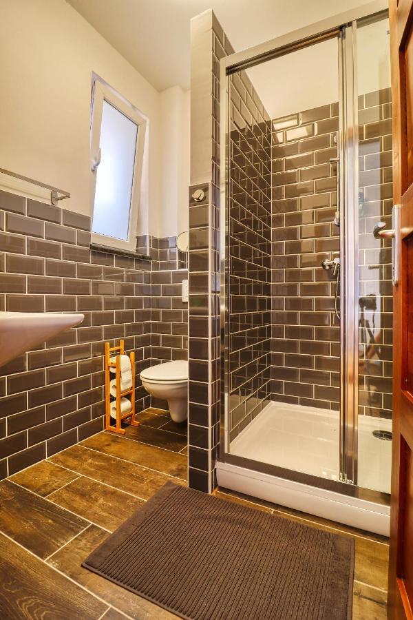 Barka Apartman Eger Extérieur photo